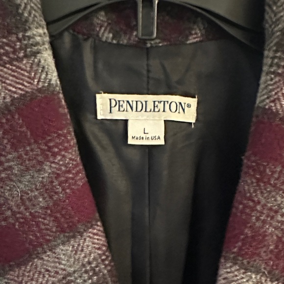 Pendleton Women’s Wool Vest - Picture 2 of 4